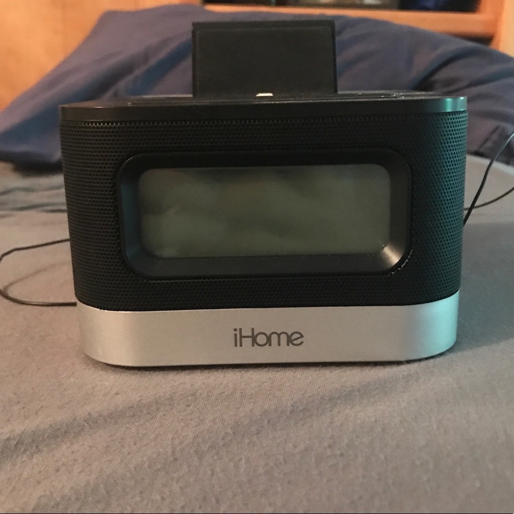 IHome Iphone Charging Dock